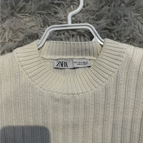 Zara White Crop Knit Sweater - Picture 2 of 2